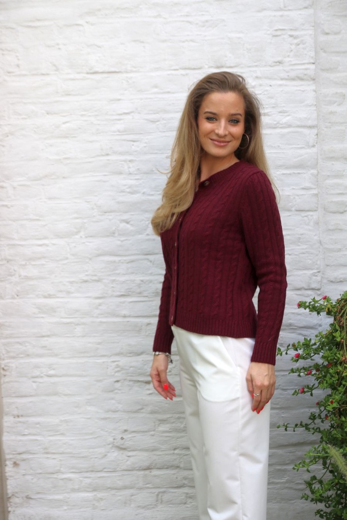 [10017419] Cardigan Lora nm90 kabelsteek ronde hals doorgeknoopt - Bordeaux Detail
