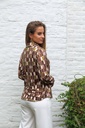 [10017334] Blouse Lia nm20 rechthoek motief  - Bruin-beige Detail