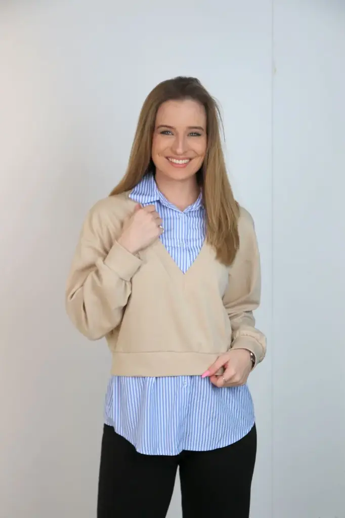 Sweater Jarno V-hals gelijnde onderbloes