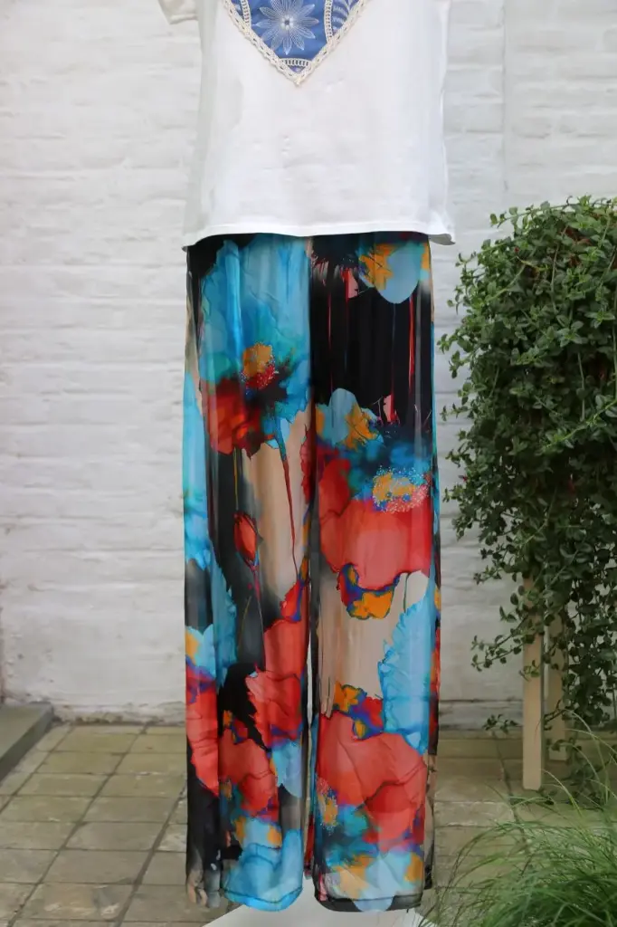 Kleurrijke zijden flare broek 61248dg Jordyn hazy pistil flowers