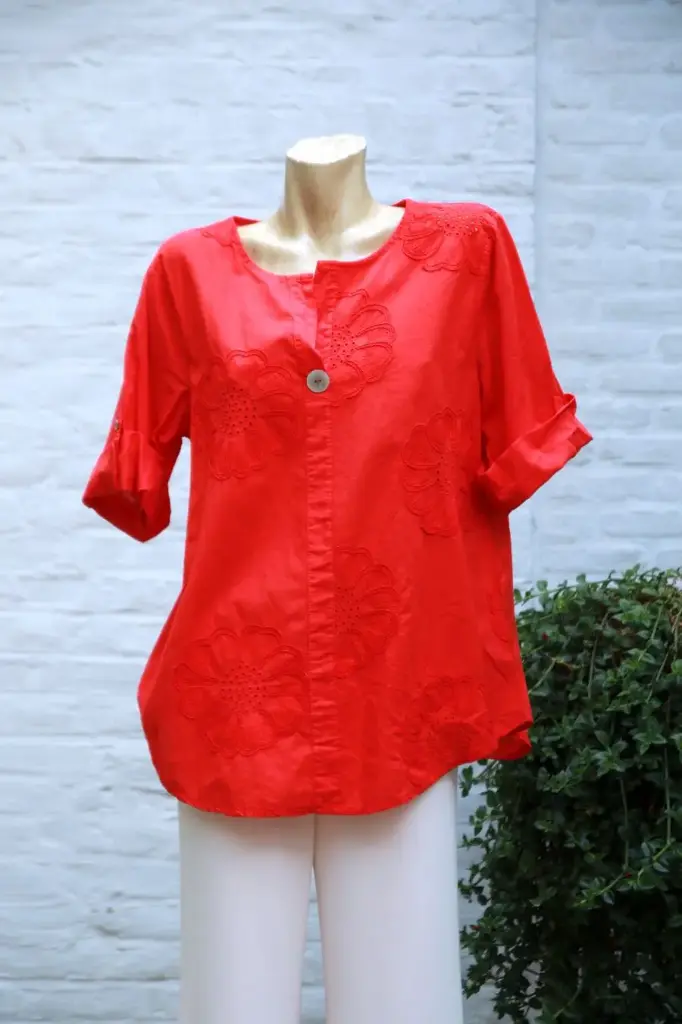 Blouse Joukje geborduurde zonnebloemen tunesische kraag