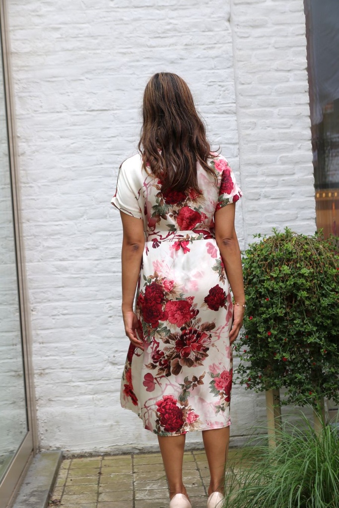 Satijnen bloemenjurk Jamie-Lynn nm100
