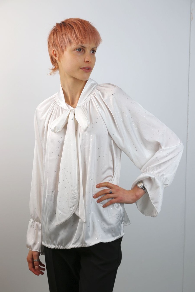Blouse Lucenzo jabotkraag satijn met glitters 