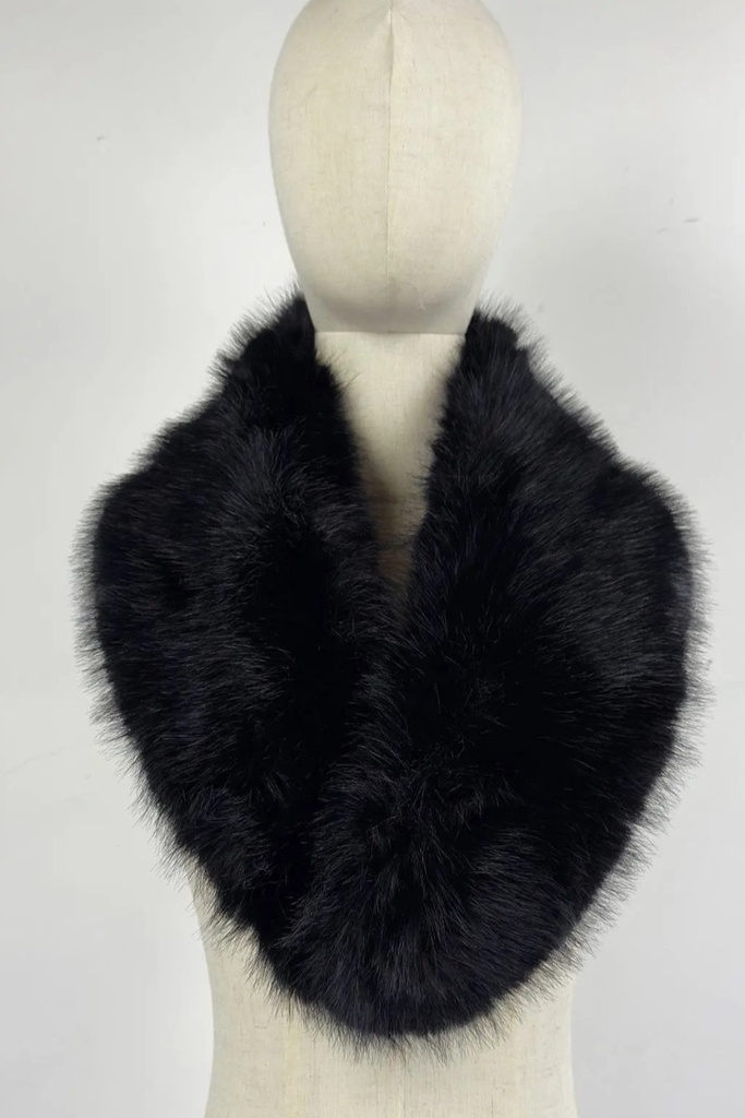 Sjaal Linc eco berenpels voorgevormd