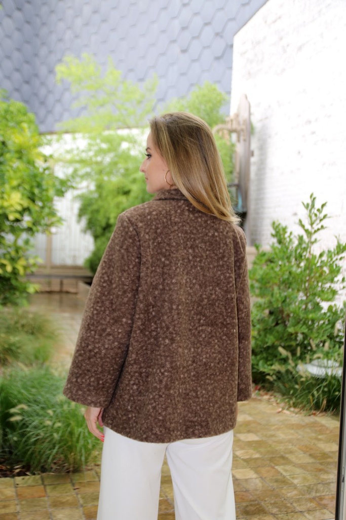 [10017457] Korte jas Lyana opstaande kraag wol look 3 knopen    - Bruin Detail