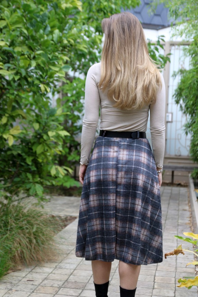 Klokrok Levon nm12 medium madras Schotse ruit  - Donkergijs-beige Detail