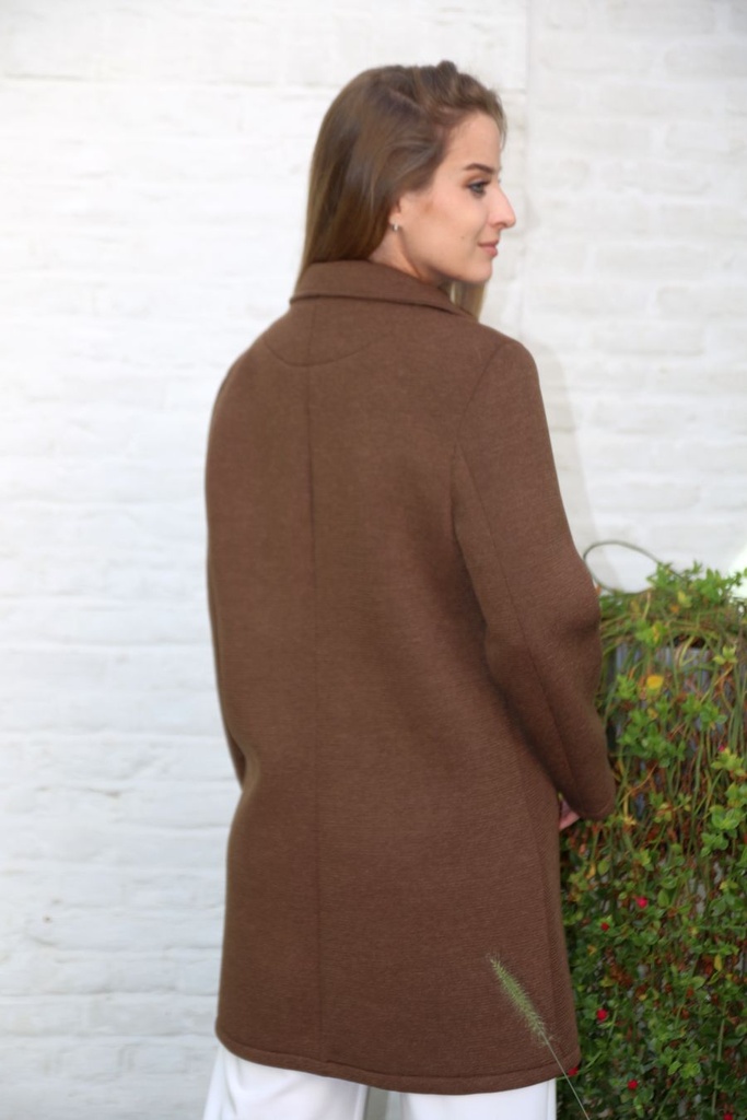 [10017327] Jas Lilou nm65 puntkraag 1 knoop in schuine insteekzakken scuba viscose voering - Bruin Detail