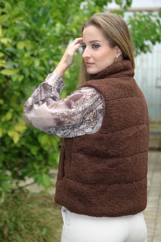 [10017506] Mouwloze vest Livv teddy opstaande kraag rits insteekzakken - Bruin Detail