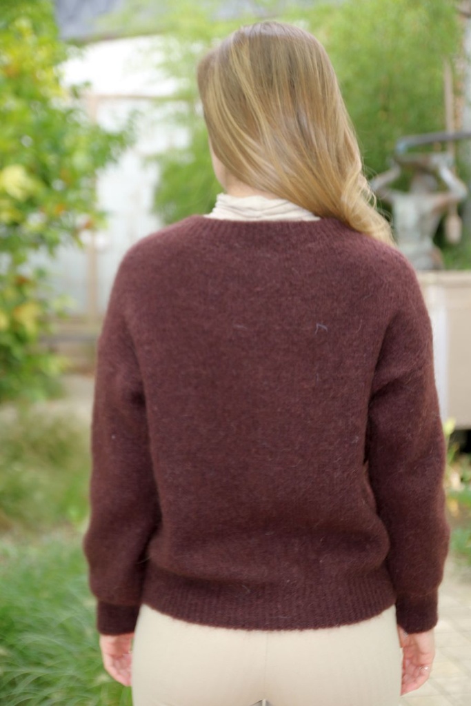 [10017279] Mohair trui Lune nm65 V-hals bevat mohair en wol - Bruin Detail