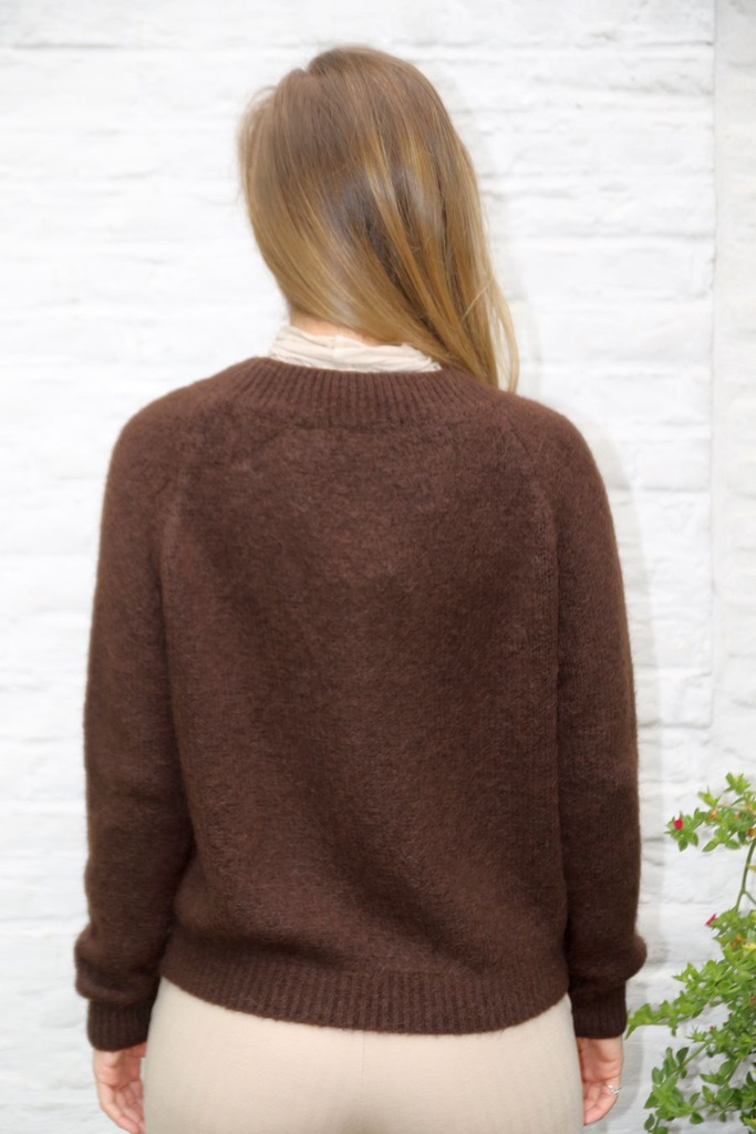 Pul Lidia nm25 ronde hals bevat 25 percent super alpaga - Bruin Detail