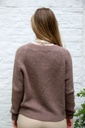 Pul Lidia nm25 ronde hals bevat 25 percent super alpaga - Donkertaupe Detail