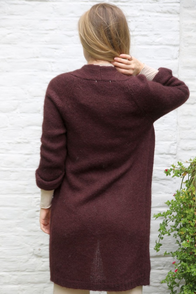 [10017525] Tricot half lange jas Leticia nm30 kraagloos bevat mohair   - Bruin Detail