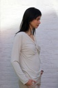 [200685] Blouse Nout met v-hals geknoopte twist  - Beige Detail