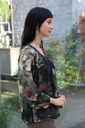 [200695] Blouse Nore nm 36 open hals gevoerd  - Groen-beige Detail