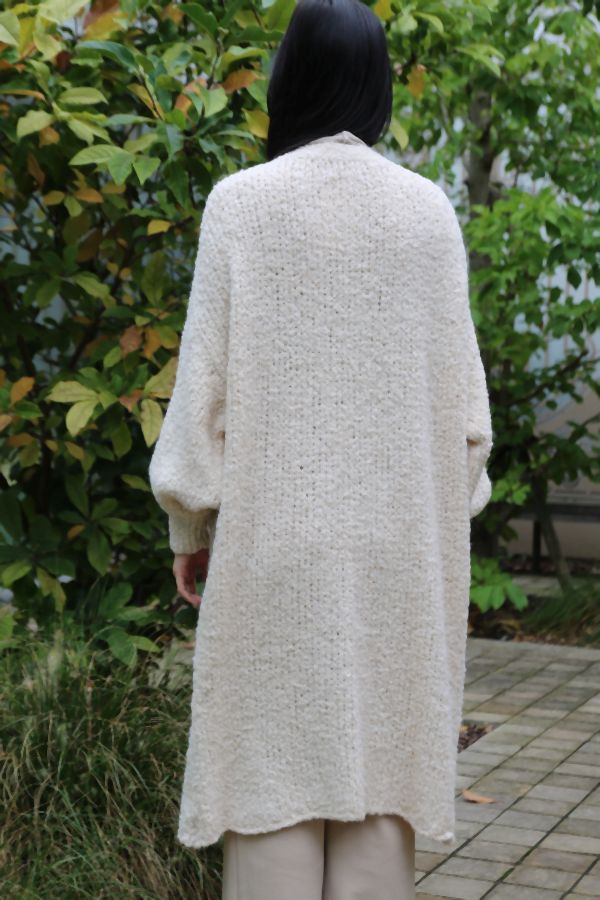 [200698] Lange cardigan Nika nm20 in boucléstof - Beige Detail