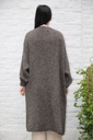 [200698] Lange cardigan Nika nm20 in boucléstof - Donkertaupe Detail