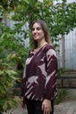[200695] Blouse Nore nm 36 open hals gevoerd  - Aubergine-beige Detail