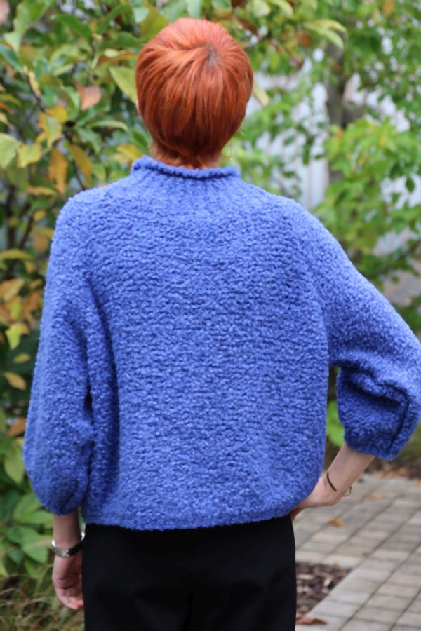 [200662] Pull Nine nm30 in boucléstof 3/4 mouwen ronde hals - Koningsblauw Detail