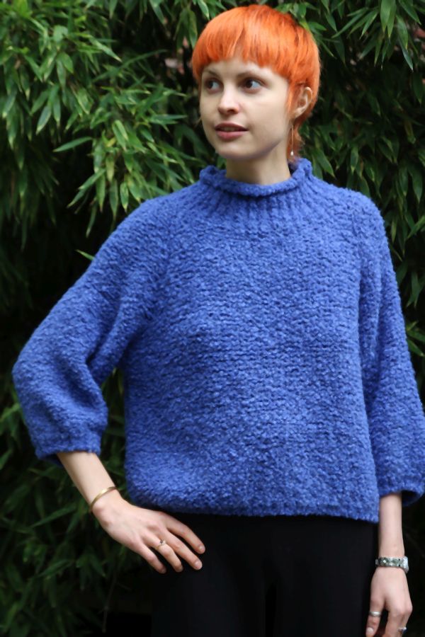[200662] Pull Nine nm30 in boucléstof 3/4 mouwen ronde hals - Koningsblauw Detail