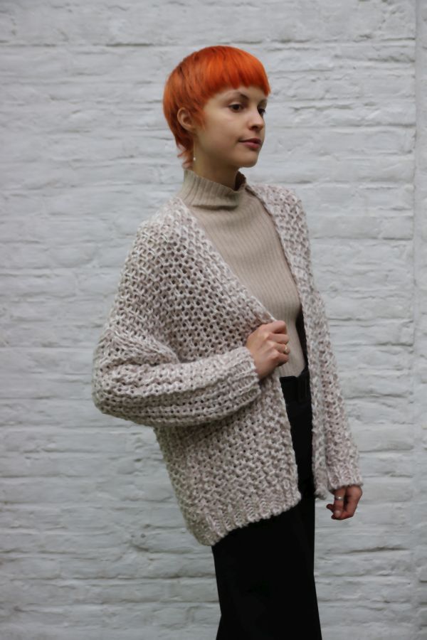 [200756] Cardigan Nouri nm20 bicolor ajour lintsteek - Taupe-wolwit Detail