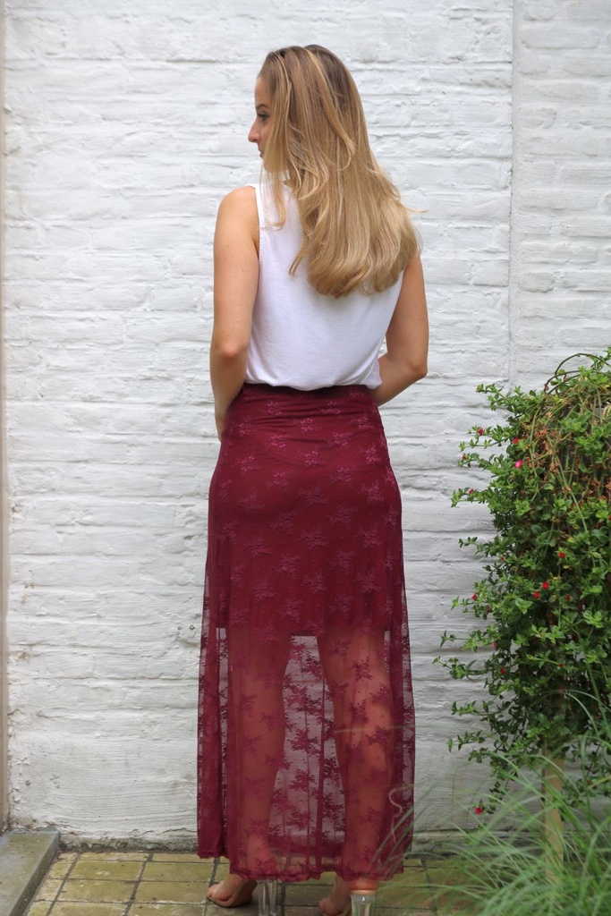 Long lace skirt Lindsay nm34 - Bordeaux Detail