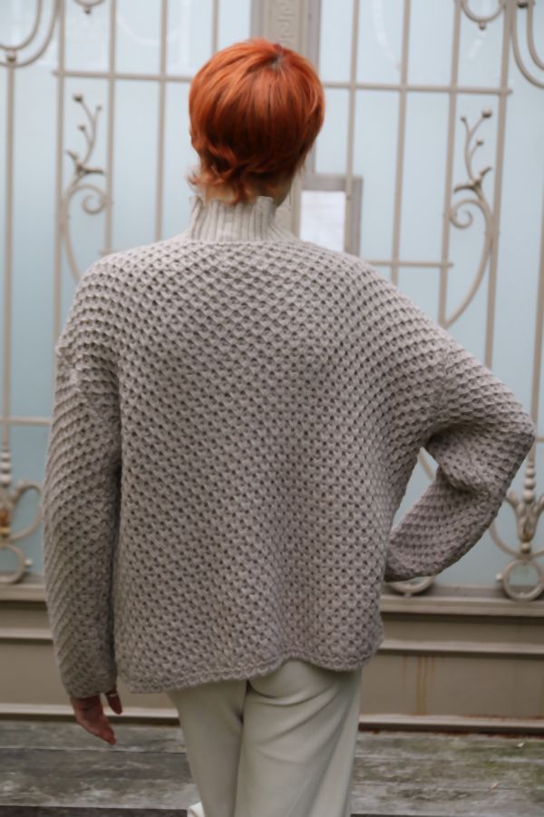 [200774] Tricot cardigan Nowi nm20 grofgebreid ronde hals - Lichttaupe Detail