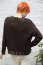 Pull Mieke met gestreepte kraag en boord nm26 - Bruin-blauw Detail