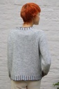 Pull Mieke met gestreepte kraag en boord nm26 - Lichtgrijs-blauw Detail