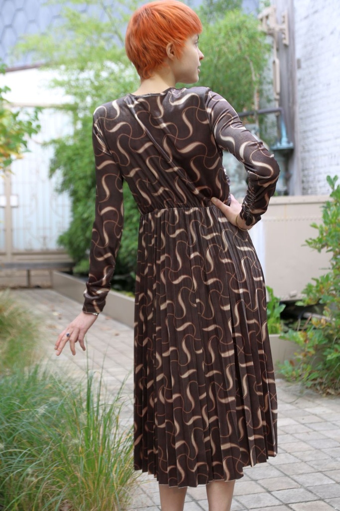 [200819] Kleed Quinten slinger patroon buste knoop  - Bruin-beige Detail