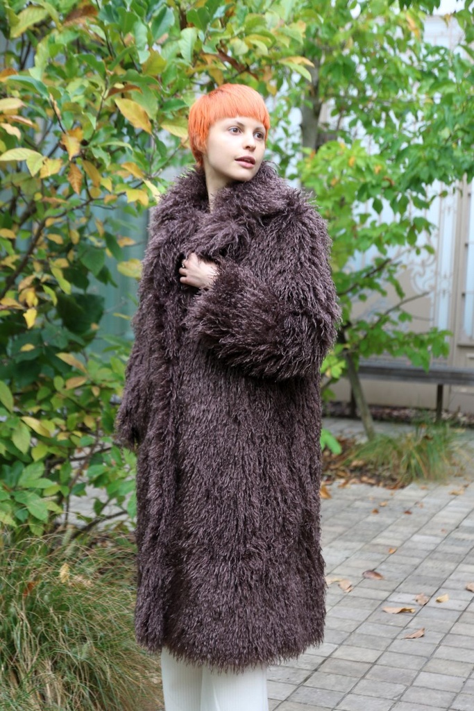 [200822] Jas Quint langharige bouclé eco pels puntkraag  - Bruin Detail