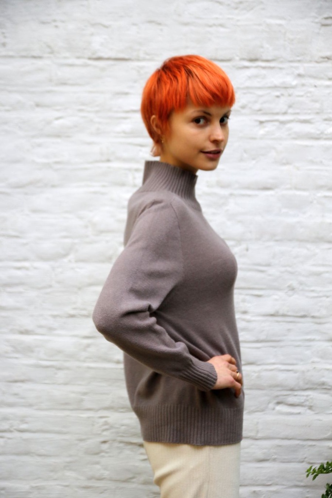 Tricot pull Natalie nm50  opstaande kraag - Donkertaupe Detail