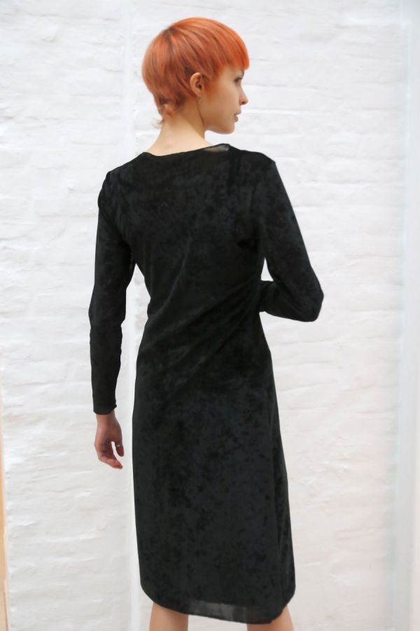 Half lange jurk Lourens nm36 glamy velours op netstof  - Zwart Detail