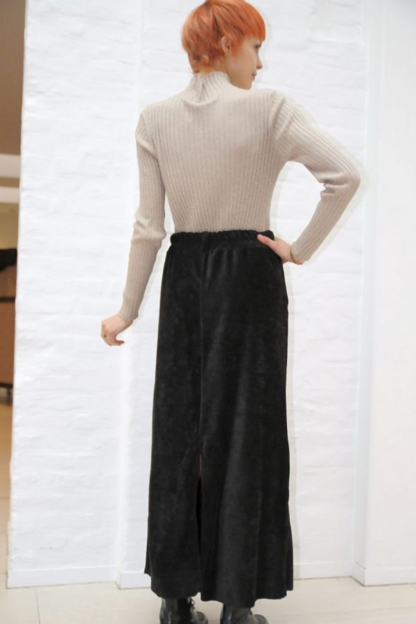 [200887] Rok Nasim glamy velours split achterkant - Zwart Detail