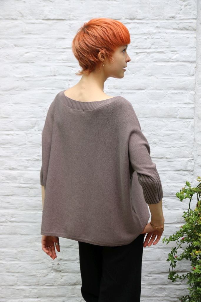 [10017282] Pull Mart 3/4e mouw nm50 boot - Taupe Detail