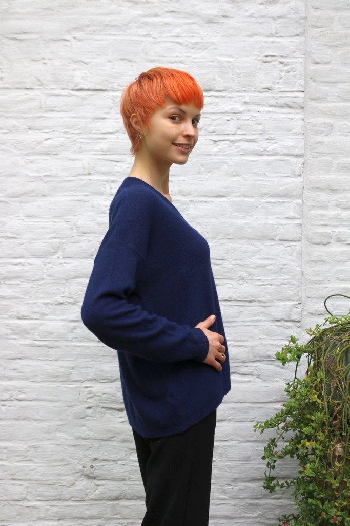 [200759] Cardigan Nicolaas nm80 fijne tricot v-hals knopjes - Donkerblauw Detail