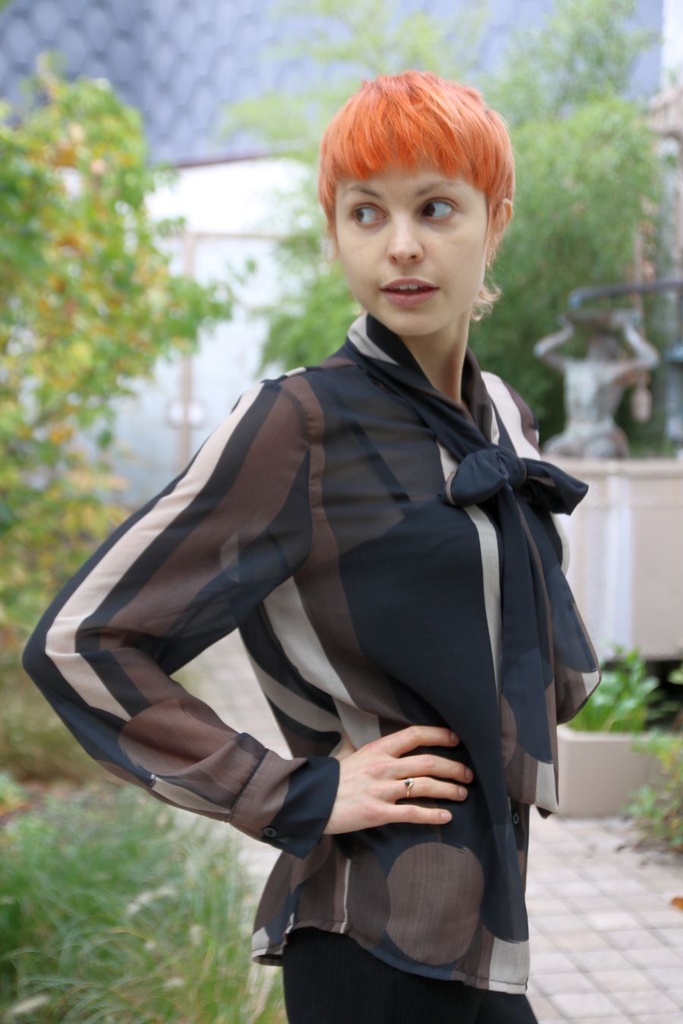 Blouse Mirac met sjaalkraag en strepenprint - Zwart-bruin Detail