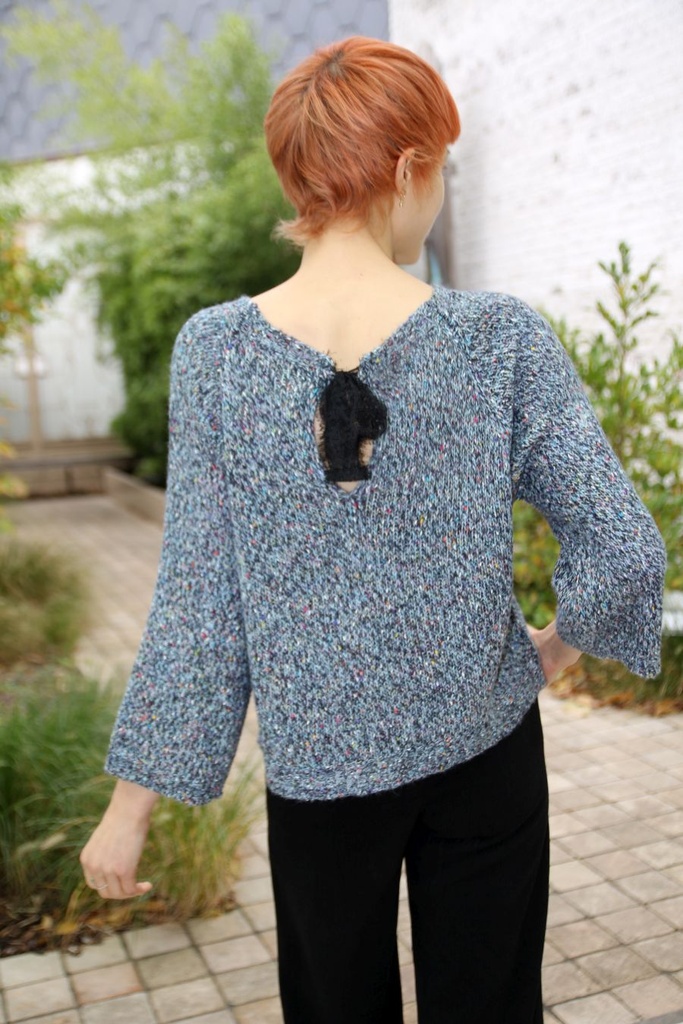 Pul Lene nm28 spikkel rugsplit striklint open hals losse mouw - Jeansblauw-multicolor Detail