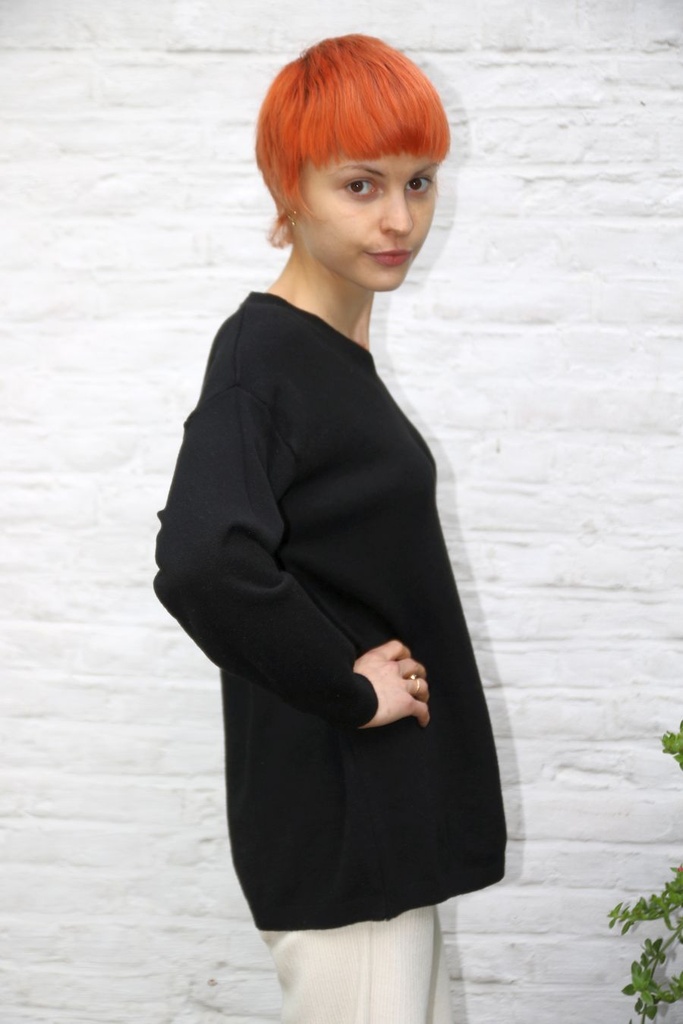 Pull Pieter nm 50 v-hals lange mouw geribd zacht - Zwart Detail