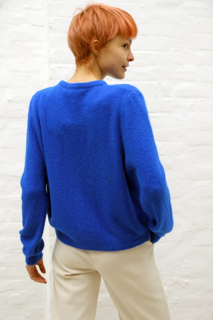 [10017280] Cardigan Lieuwe nm25 ronde hals 25 procent super fijne alpaga - Koningsblauw Detail