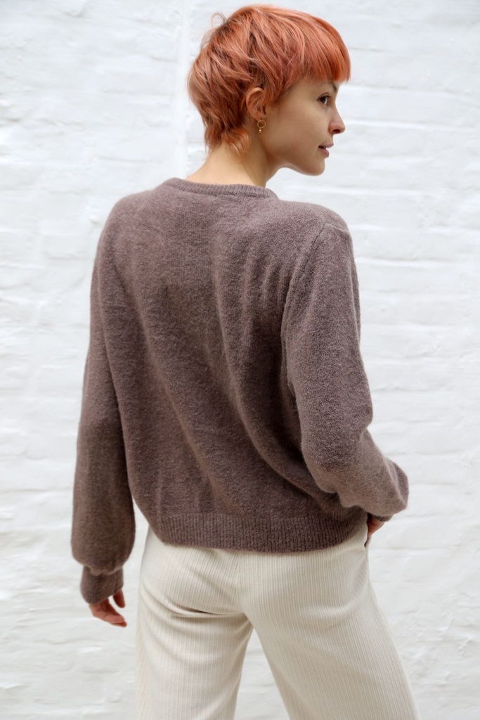 [10017280] Cardigan Lieuwe nm25 ronde hals 25 procent super fijne alpaga - Taupe Detail