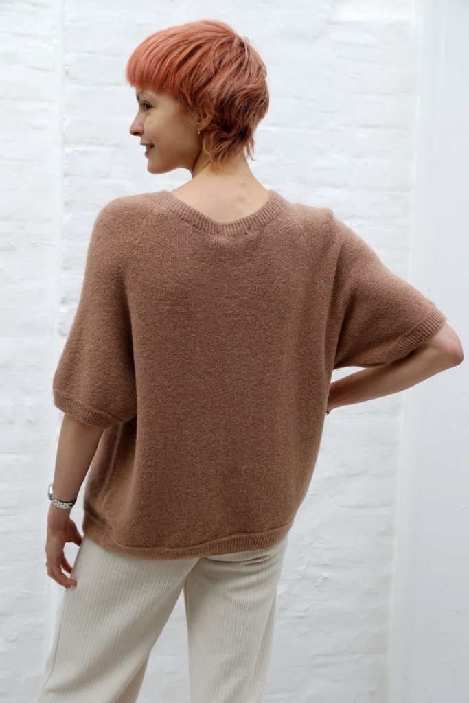 [10017287] Pul Louisa super fijne alpaga - Camel Detail