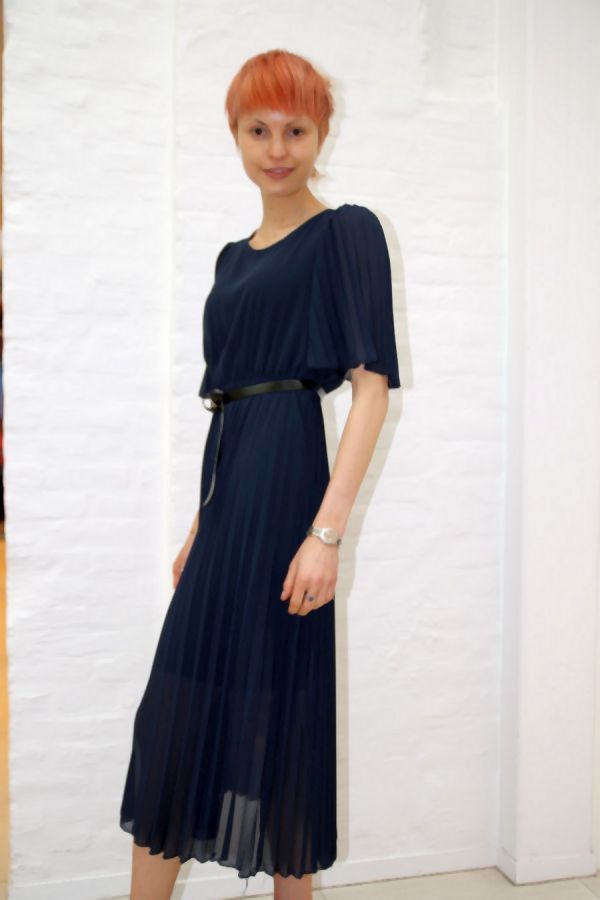 [200895] Jurk Nur nm48 7/8ste plissé korte mouw taillebinder  - Donkerblauw Detail