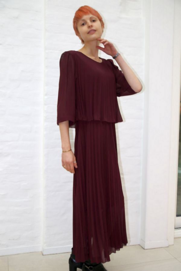 [200896] Lange jurk Narin plissé 3/4e mouw ronde hals - Aubergine Detail
