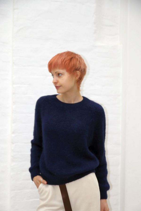 [10017516] Pul Lidia nm25 ronde hals bevat 25 percent super alpaga - Donkerblauw Detail