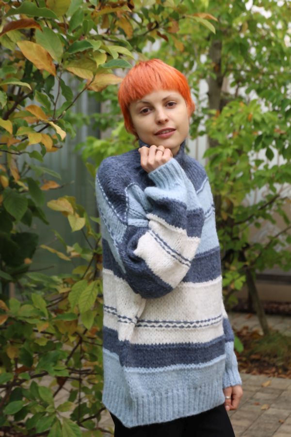 [200853] pull Nabil nm26 gestreept opstaande kraag  - Jeansblauw-lichtblauw-wolwit Detail