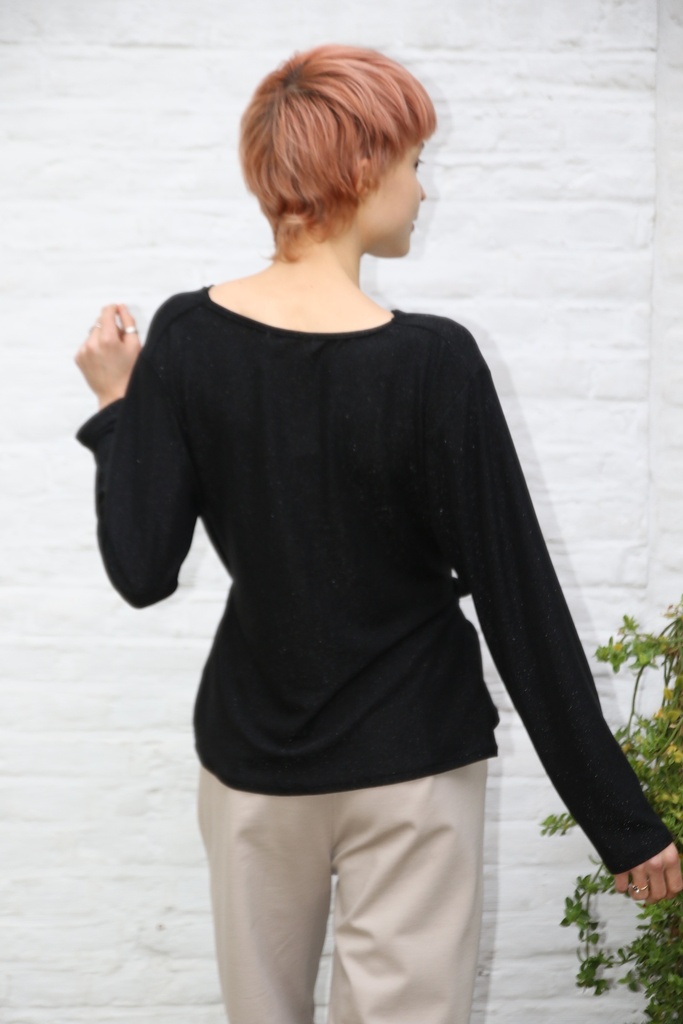 [200919]  Nala blouse v-hals strik glitter op netstof - Zwart Detail