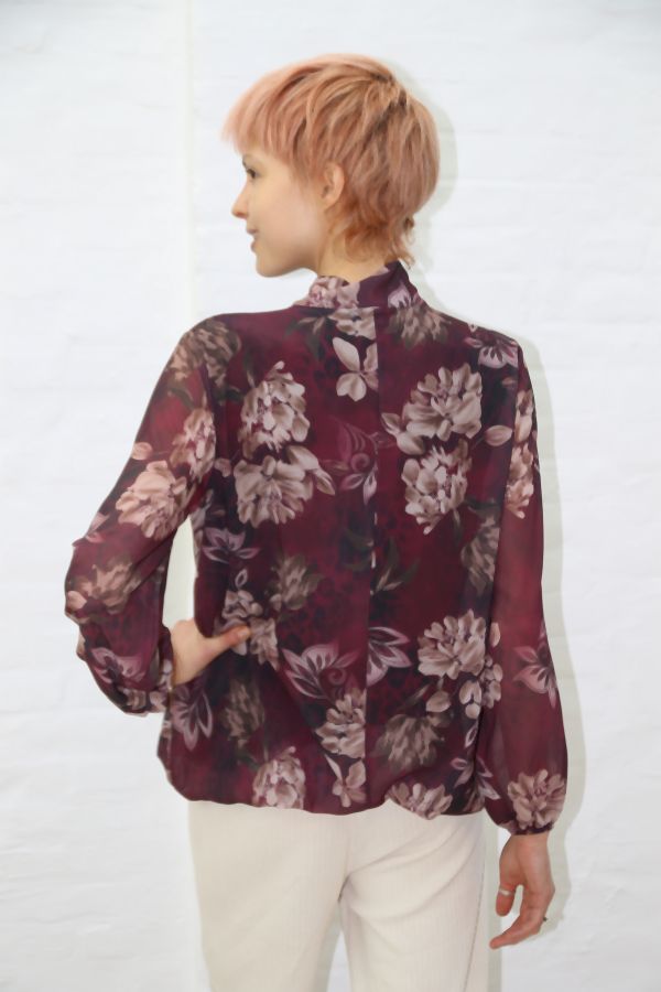 Bloemenblouse Madée met gestrikte hals nm48 - Aubergine-beige Detail