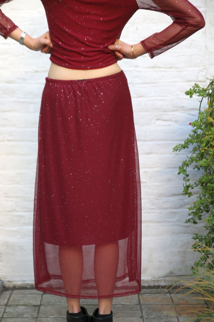 [200960] Rok  Leone nm48 gedrapeerd ovale ring studs op netstof - Bordeaux Detail