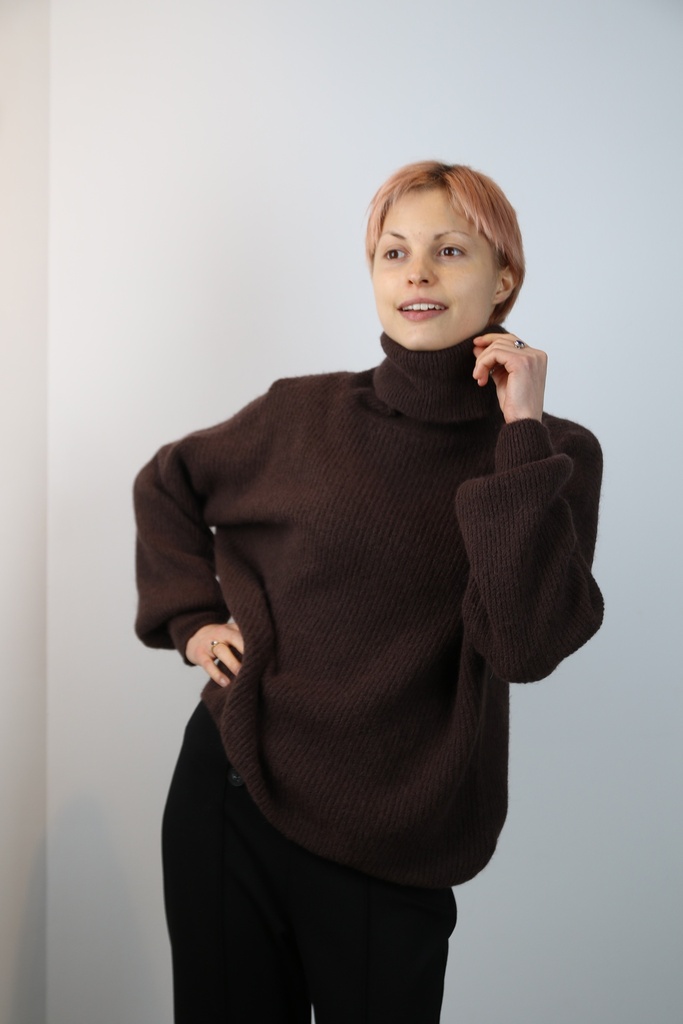 Pull Quirijn nm25 opstaande kraag parelsteek  - Bruin Detail