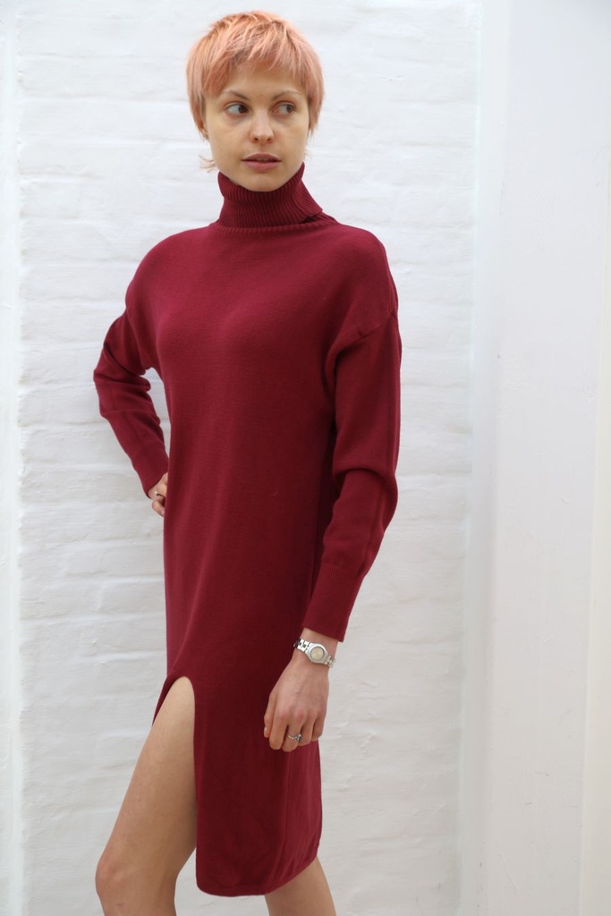 [200989] Tricot jurk Leine nm50 rolkraag recht patroon linker beensplit  - Bordeaux Detail